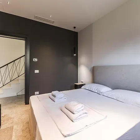 Discover An Exclusive Seaside Retreat !! * Plazhi San Pietro