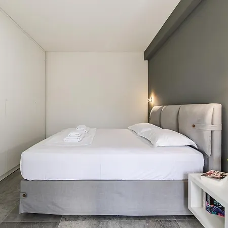 Discover An Exclusive Seaside Retreat !! Villa