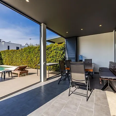 Discover An Exclusive Seaside Retreat !!
